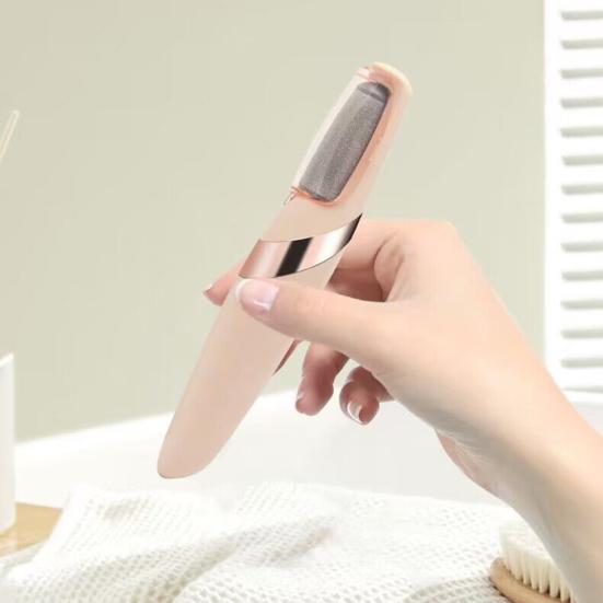 Elektrischer Hornhautentferner für Füße, wiederaufladbarer Pediküre-Stab mit groben Schleifpartikeln, kabelloses Pediküre-Werkzeug für glatte Fersen und Haut