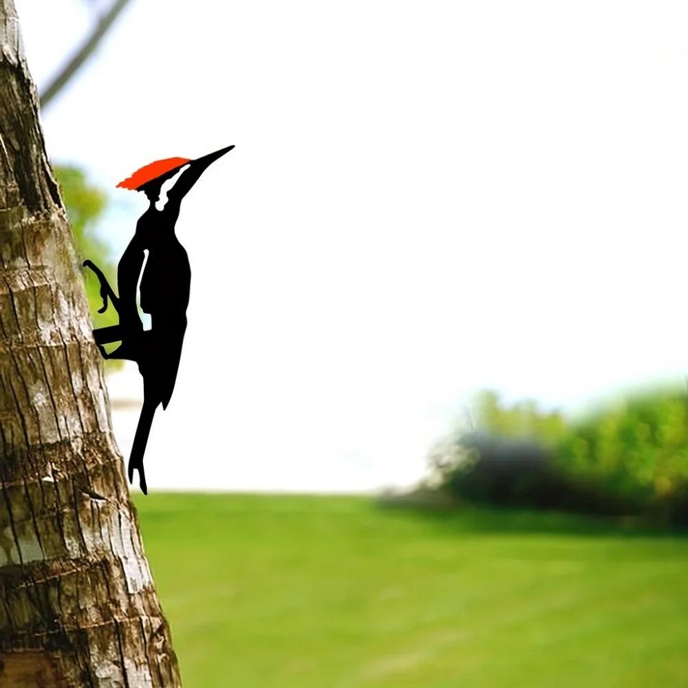 Металлический настенный декор в виде силуэта дятла на ветке - идеальное наружное — фото 5