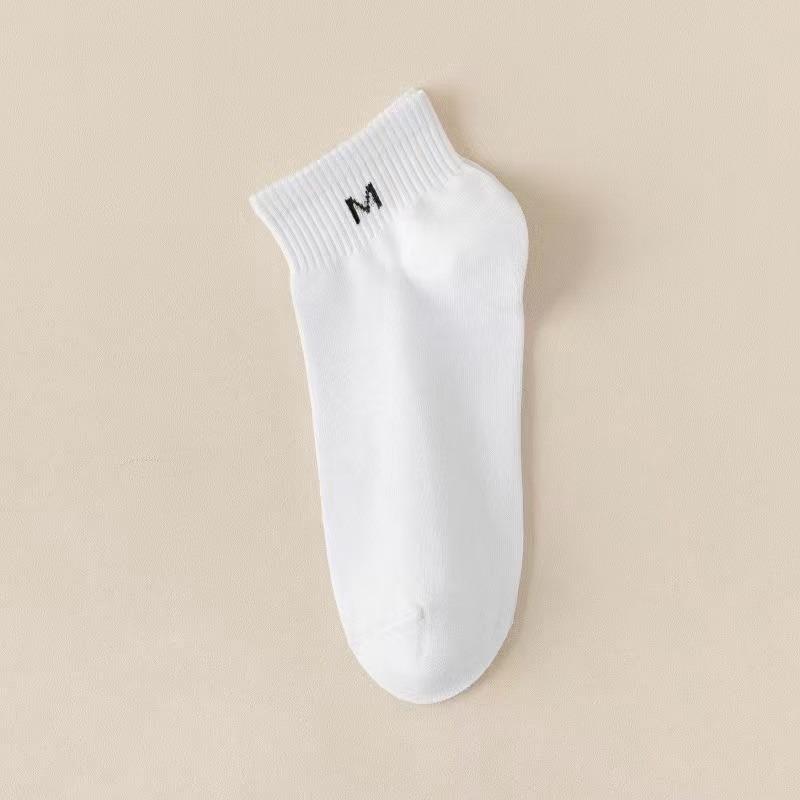 5 Pairs Woman Letter Patterned Short Socks Trendy Vertical Stripes Soft Comfortable Breathable Sweat Absorbing Casual Short Socks