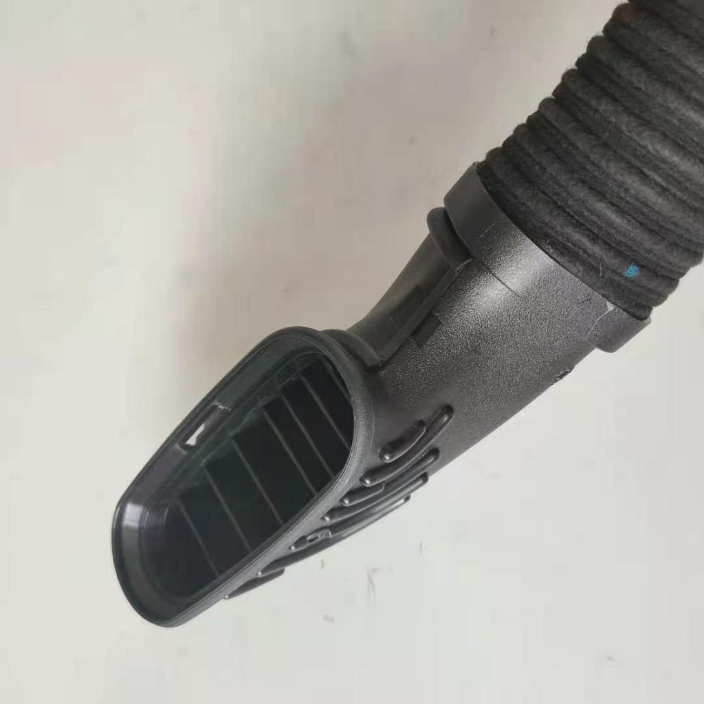 Mercedes-Benz GLA-Class X156 Air Intake Hose Rubber Duct