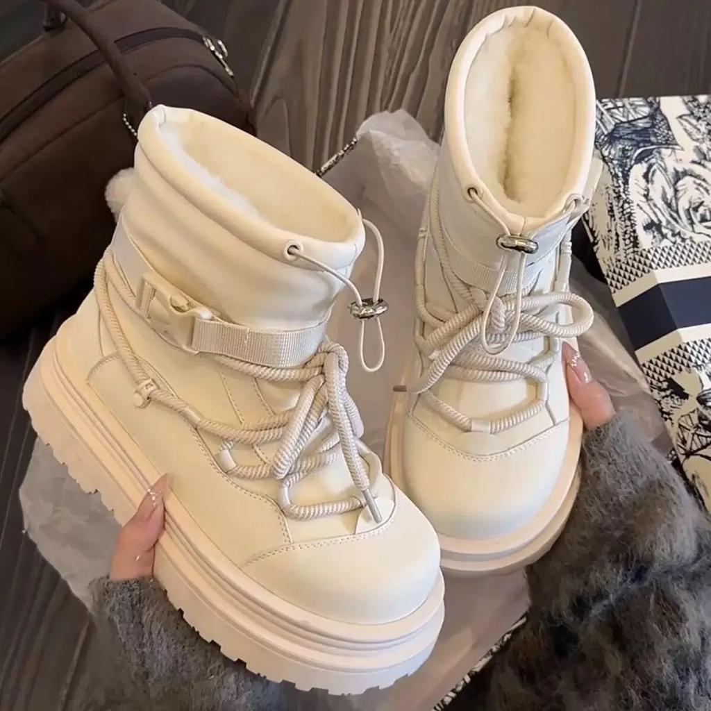 Waterproof Winter Snow Boots Women's New Hot Sale Of The Season Fleece Lined Thickened Short Cotton Boots Warm Thick Bottom Stra