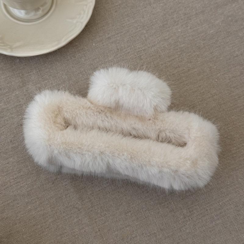 Winter Plush Square Hair Claw for Women Korean Elegant Acrylic Hairpins Faux Fur Hair Clip Pink Barrette Crab Hair Accessories