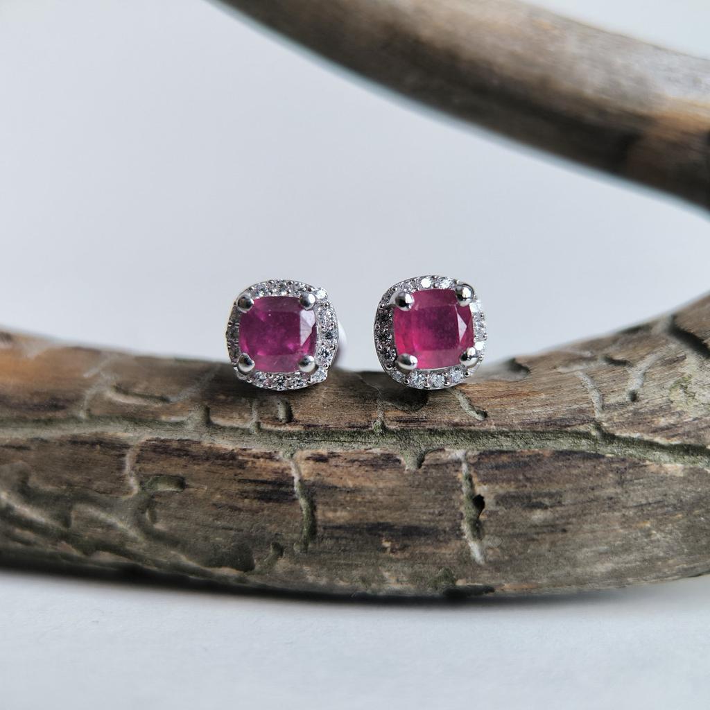 Серебряные серьги с натуральным рубином 2.146ct, фианитами (2205180)