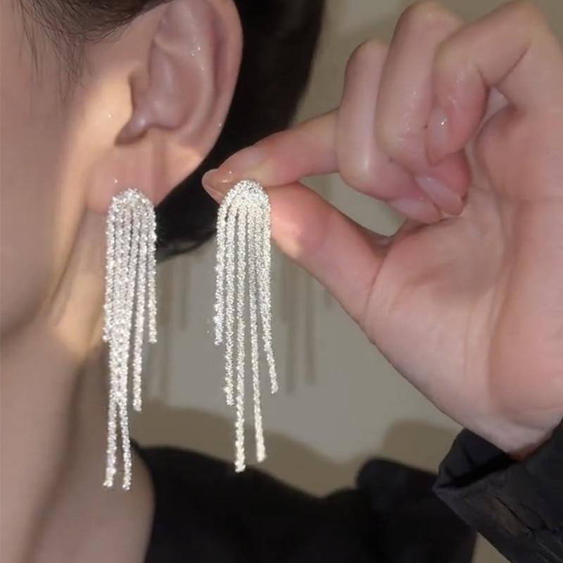 Jellyfish Tassel Earrings Fashion Design Cold Wind Stud Earrings Light Luxury Simple Versatile Earrings Niche High Sense