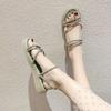 Zwei tragen Feenstil-Sandalen, Damen 2025 neue Damenmode Keilabsatz Strass trendy vielseitig coole Hausschuhe, Damen Sommer tragen