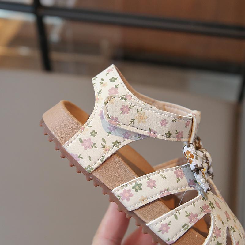 Sommer Neue Kinderschuhe Echte Anti-Rutsch-Baotou-Sandalen für Mädchen PU Klettverschluss Anti-Rutsch-Gummi