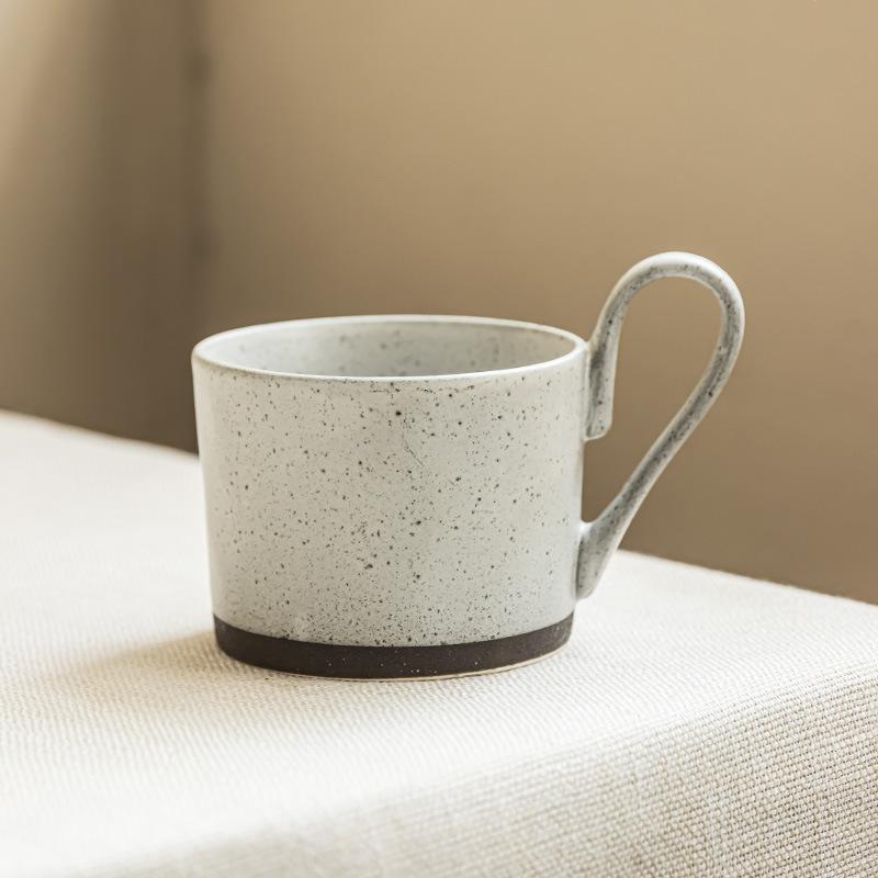 

Sesame glaze cup, characteristic big ear cup, minimalist ceramic mug, large coffee cup, household water cup. 400ml