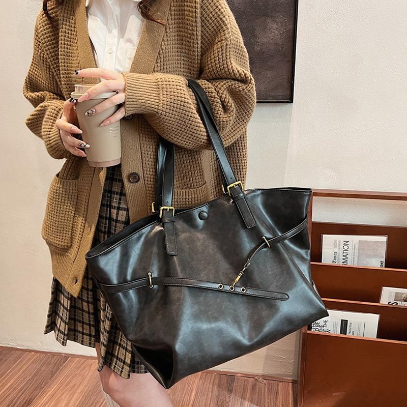 Europe America Tote Bag Retro Large-capacity Shoulder Bags High-end Solid Casual Bag Premium Leather Commuter Bags