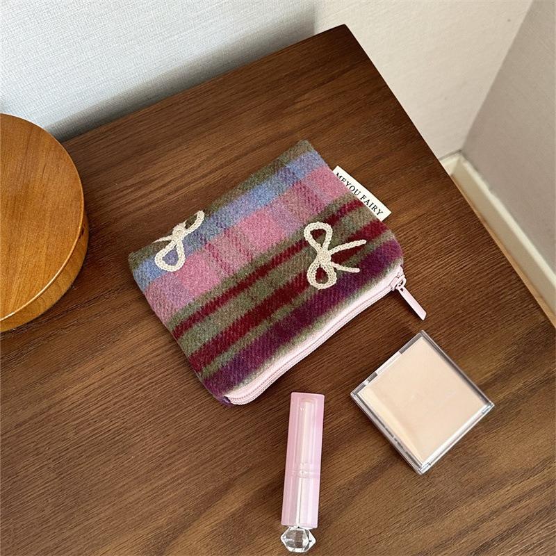

Valentine s Day New Year Sweet Plaid Makeup Bag Tweed Bow Organizer Large Capacity Toiletries Bag Portable Hand Carry Pouch