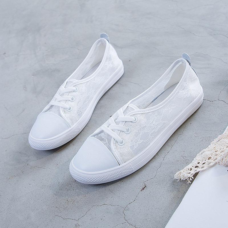 2025 Summer Shoes Women Flat Breathable Lace Mesh White Shoes Fashion Brand Ladies Casual Shoes Plus Size 42 D511
