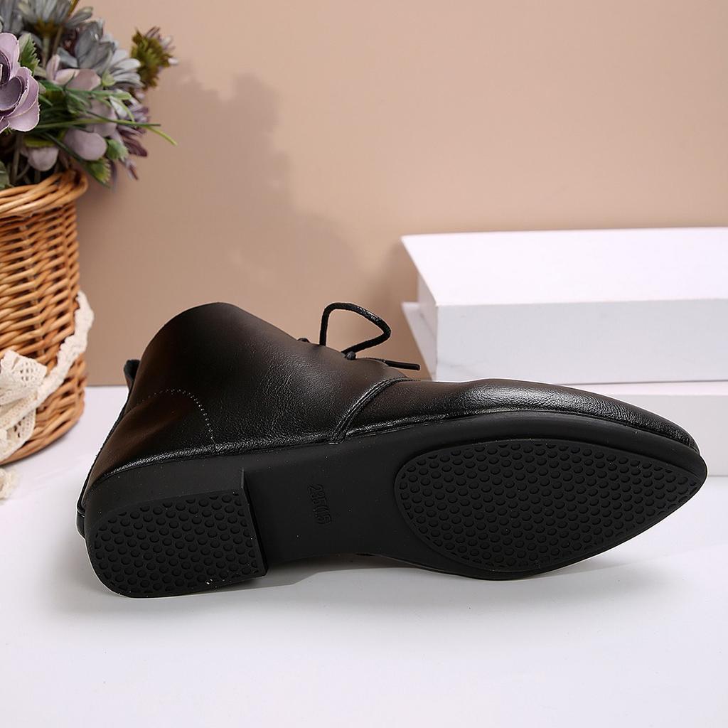 Fashion Women's Ankle Boots Solid Color Leather 2026 Autumn Fashion Pointed Toe Lace-up Flat Boots for Women Casual Retro Sewing Shoes