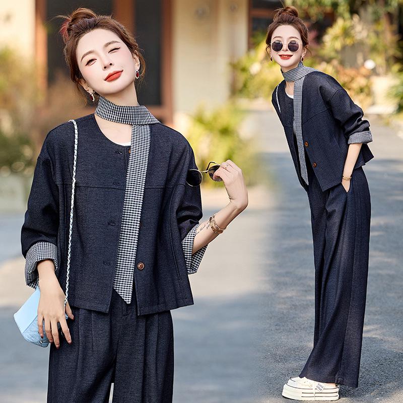 Spring 2025 Women's Fashion: Patchwork Jacket & Trousers Two-Piece Set with Tie