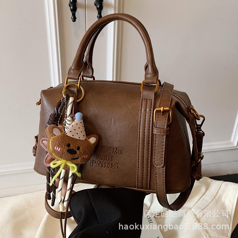 Premium retro Maillard brown small bag women's 2025 new fashion versatile messenger bag portable pillow bag