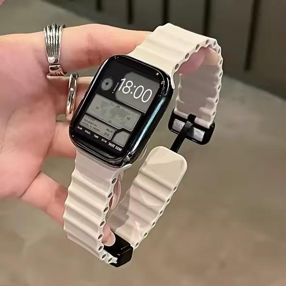 Magnetic Watch Band for Watch Ultra 2 49mm 44mm 45mm 42mm 41mm Silicone Watch Strap for Iwatch series 11 7 8 9 SE 3 Correa