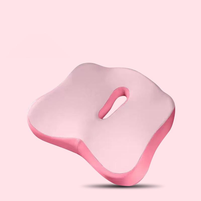 1 ks Ortopedický sedák z paměťové pěny pro kancelář, auto, polštář pro úlevu od bolesti kostrče s prodyšným síťovaným potahem, protiskluzová základna