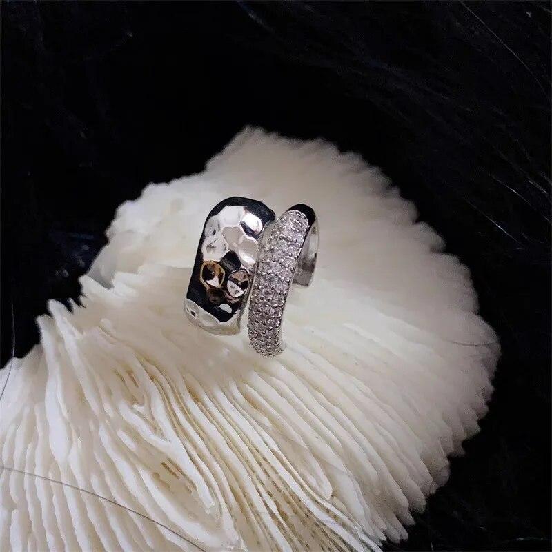 1PCS New Exquisite Sparkling Metal Ear Clip Luxury Rhinestone Round Circle Earring Cuff Women Fashion Earring Party Jewelry Gift
