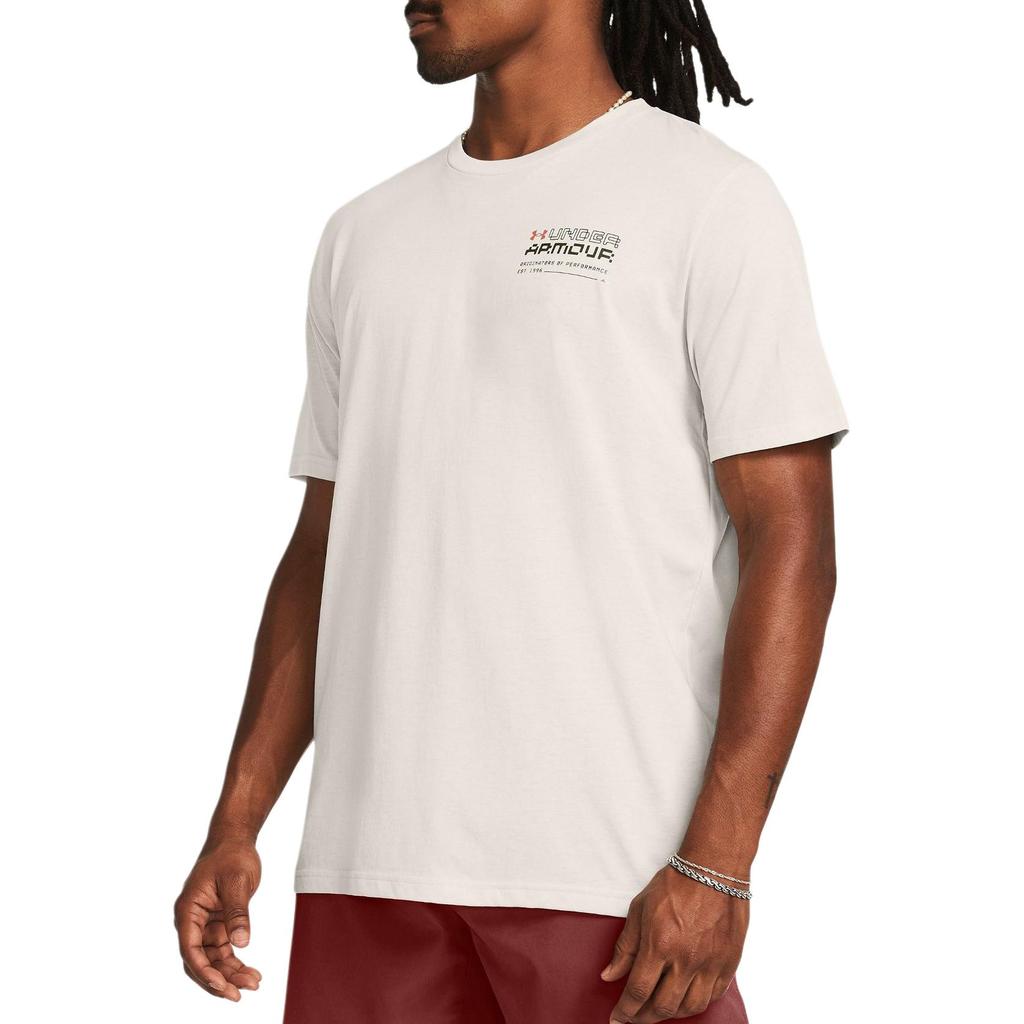 Under Armour UA Dosažení vrcholu Volný střih Kulatý výstřih Tričko s potiskem písmen Krátký rukáv Pánská trička Off-White 1382906-110