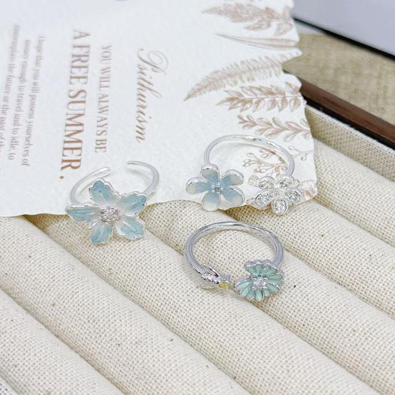 Small Fresh Mori Glacier Blue F Enamel Flower Gradual Change Opening Ring Female Light Luxury Cold Wind Sweet Cool Index Finger
