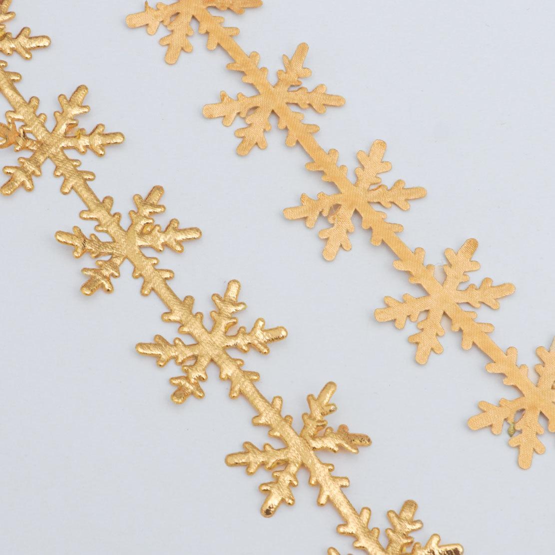 

Элегантная ультразвуковая тисненая кружевная лента из золота и серебра для рождественской елки, праздничная подарочная коробка, упаковочные аксессуары, ювелирная лента, украшение для дома 3cm*10 yards/1 roll