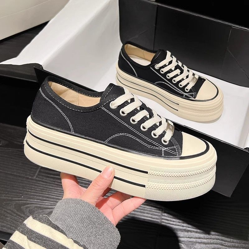 2025 New Women's Burgundy Canvas Shoes Chunky Sole Heightening Versatile Casual Layered Platform Sneakers