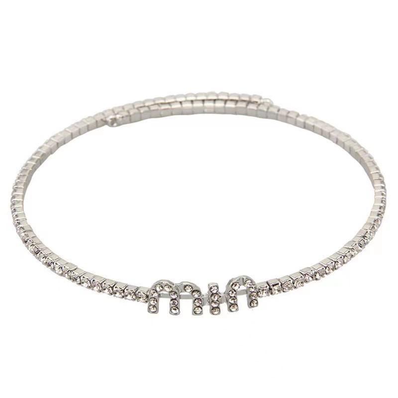 Collier Choker Lettre Strass Miss Miu - Chaîne de Clavicule Fée Élégante