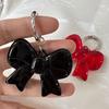 Porte-clés Simple Grand Nœud Rouge en Acrylique pour Sac Doux Tempérament Noir Rouge Nœud Pendentif Porte-clés Accessoires de Téléphone