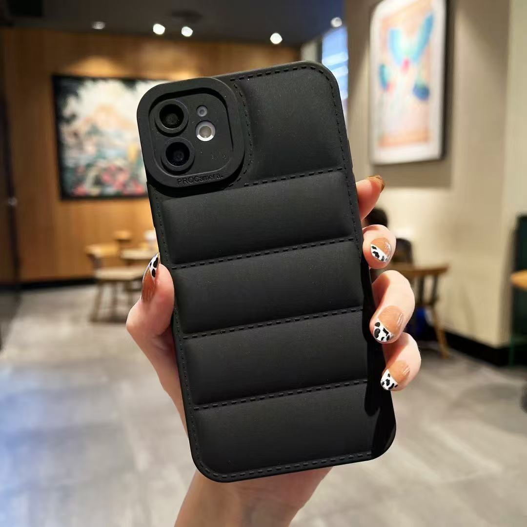 Luxe Stevige Donsjas Schokbestendige Telefoonhoes Voor iPhone 16 15 14 13 12 11 Pro Max XS Max X XR Mode Bumper Achterkant For iPhone 15 Pro zwart