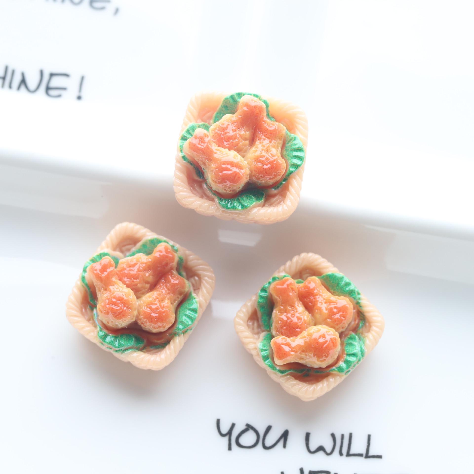 

Реалістичні мініатюрні аксесуари для гри з їжі з смоли: Смажені палички з тіста та курячі ніжки 2.0cm x 2.5cm