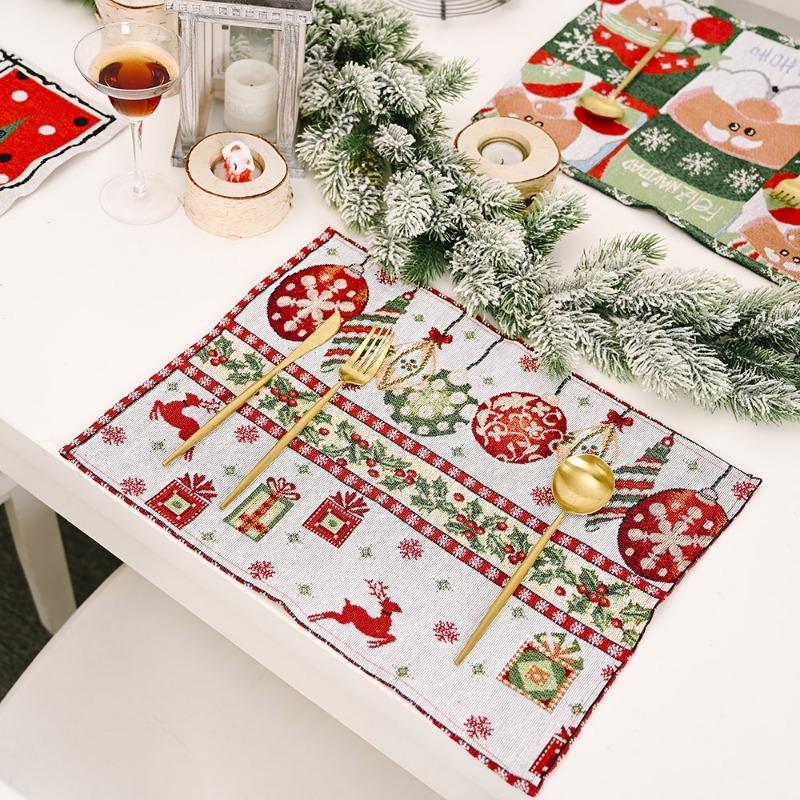 Christmas Table Mat Knitted Fabric Santa Holiday Party Decoration Heat Resistant Dining Coaster for Home Festive Decoration