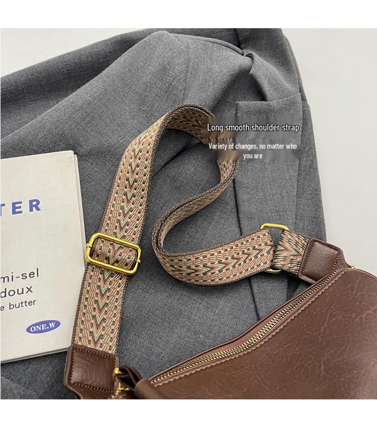 Women's 2025 Autumn Fashion Retro Pillow Crossbody Bag with Wide Strap