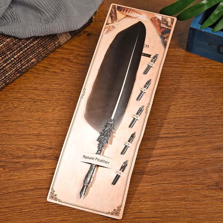 Wielokolorowy Vintage Creative Feather Pen Stalówka Rzeźbione Korpus Kwiatowy Okrągły Dip Water Pen Student Pen