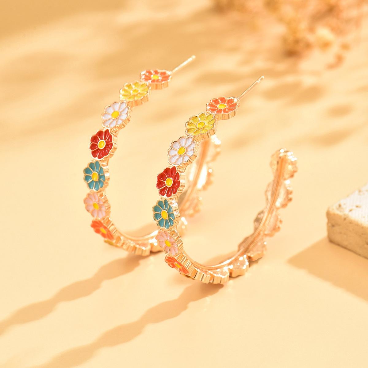 

Модные серьги-подвески для женщин разноцветный