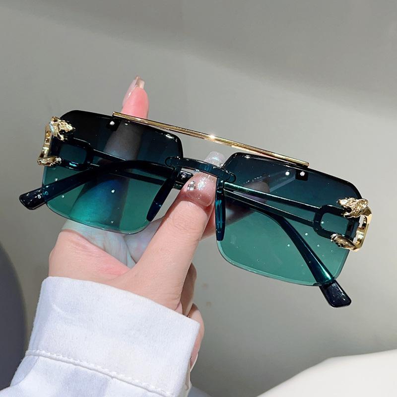 Men'S Handsome Fashion Leopard Head Trimmed Frameless Ocean Sheet Sunglasses Light Luxury Double Beam Driving Sunscreen Sunglasses