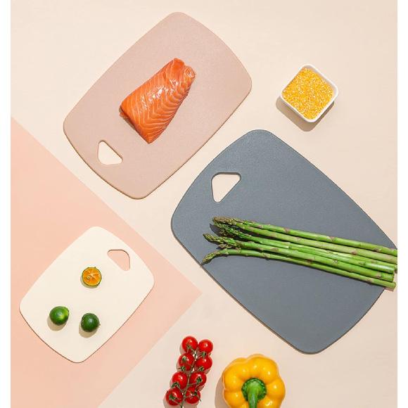 Cutting Boards for Kitchen,Plastic Cutting Board Set of 3, Thick Chopping Boards for Meat, Veggies, Fruits, with Easy Grip Handle,Dishwasher Safe