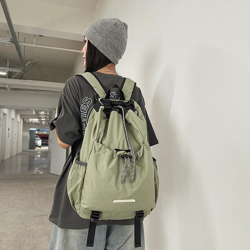 Schoolbag Outdoor Sports Backpack Men's Lightweight Waterproof Mountaineering Backpack Drawstring Versatile Computer Bag Student School Bag