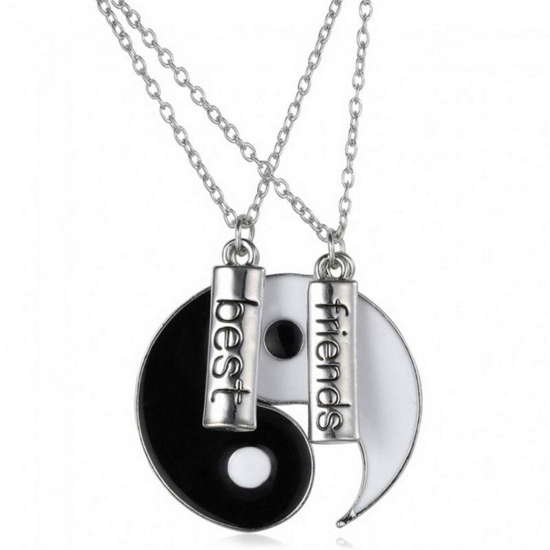 MeiPing Yin Yang Taichi Anhänger Halskette Freundschafskette mit Gravur Best Friends oder Forever in My Heart Silber Farbe BFF Ketten für 2 MeiPing Yin Yang Taichi Anhänger Halskette Freundschafskette mit Gravur Best Friends oder Forever in My Heart Silber Farbe BFF Ketten für 2