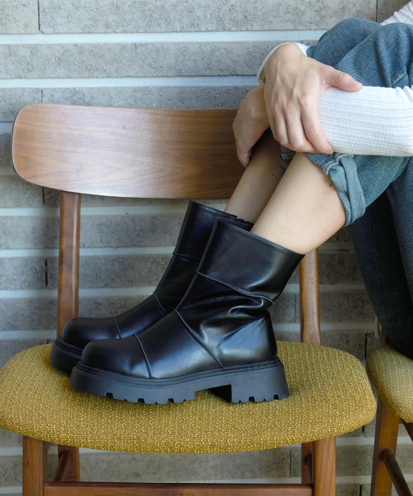 Cesti Monoline Boots (Black)