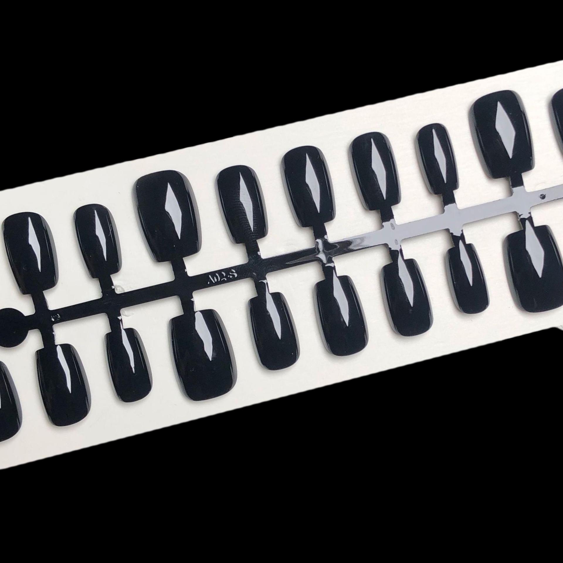 

Минималистичные однотонные накладные ногти: Вишнево-красный, Черный, Белый, Синий, Зеленый, Нюдовый - Короткие наклейки для ногтей «Лестница»