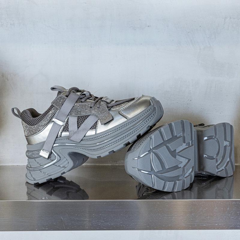 Thick-soled dad shoes women's 2025 new versatile lightweight soft-soled sports and leisure shoes small height-increasing shoes spring