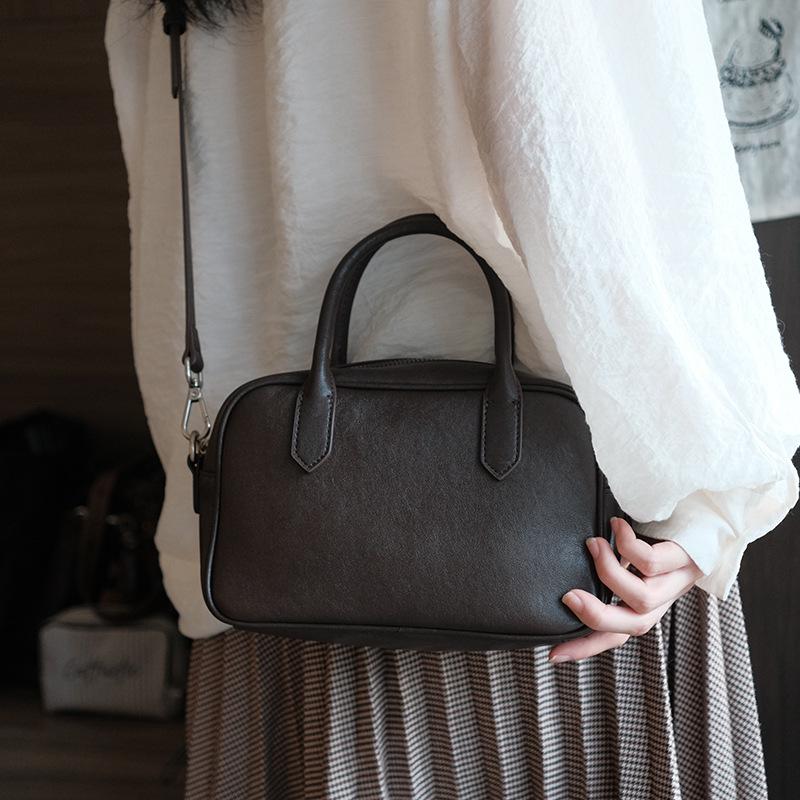 2025 Kadın Retro Bitkisel Tabaklanmış Deri El Çantası - Küçük Kare Günlük Omuz Çantası