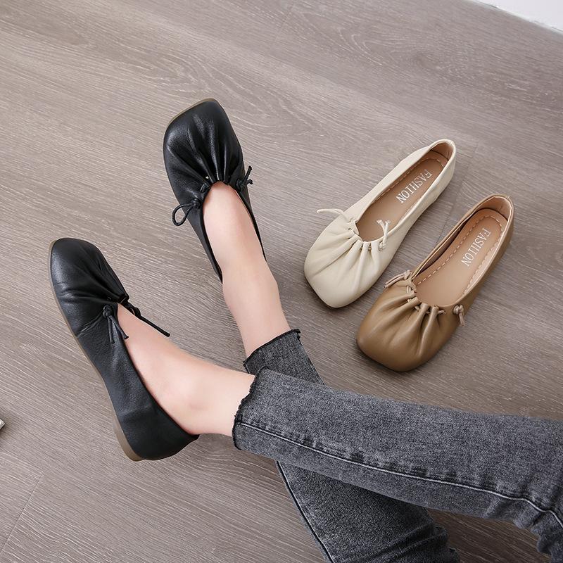 2025 Spring and Autumn New Flat-soled Maternity Shoes Comfortable Nurse Big Head Non-slip Square Head Casual Internet Celebrity Soft Leather Single Sh