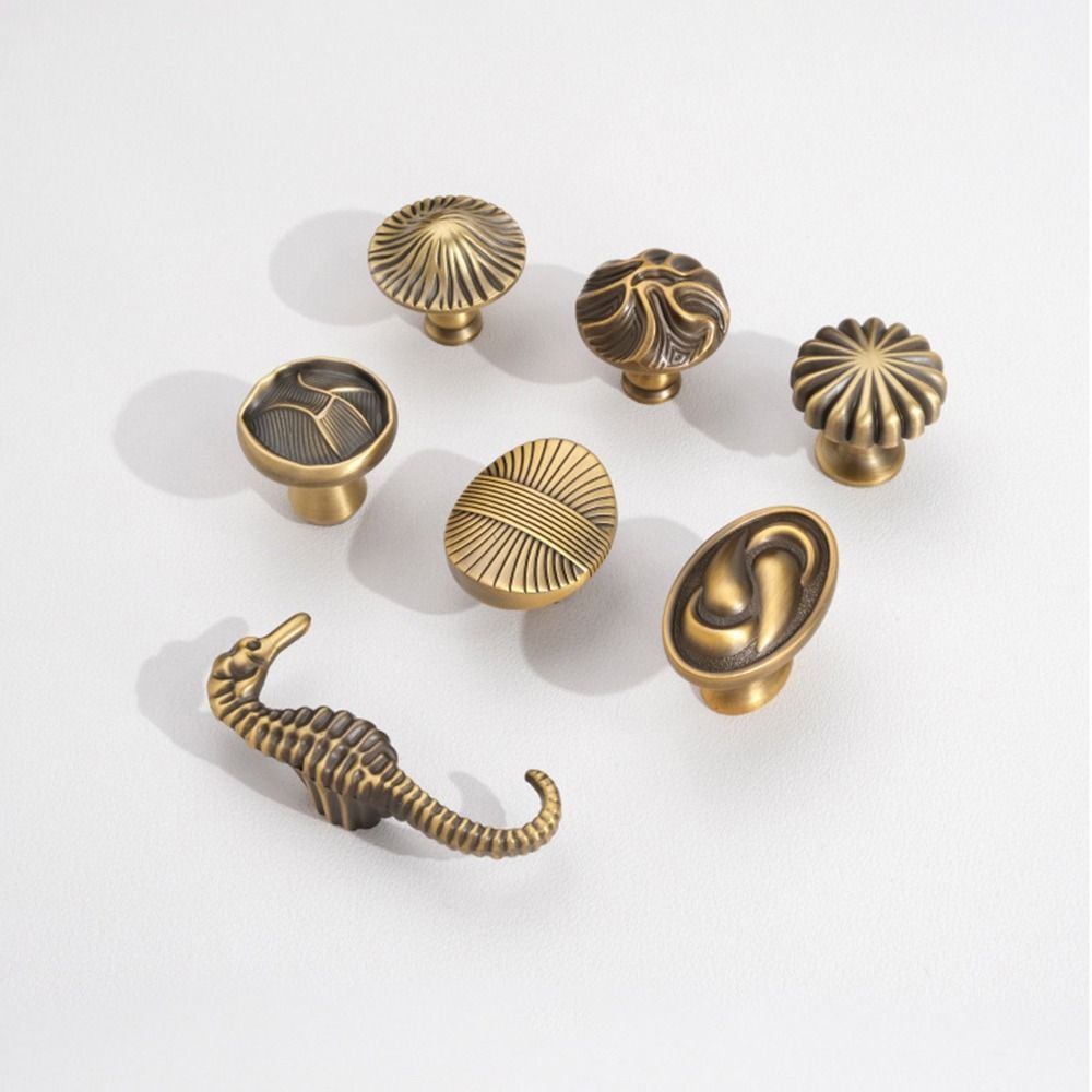 1Pcs Single Hole Antique Drawer Knob Multi-size Vintage Cabinet Handle Luxury Round Door Handle Pulls Furniture Accessory