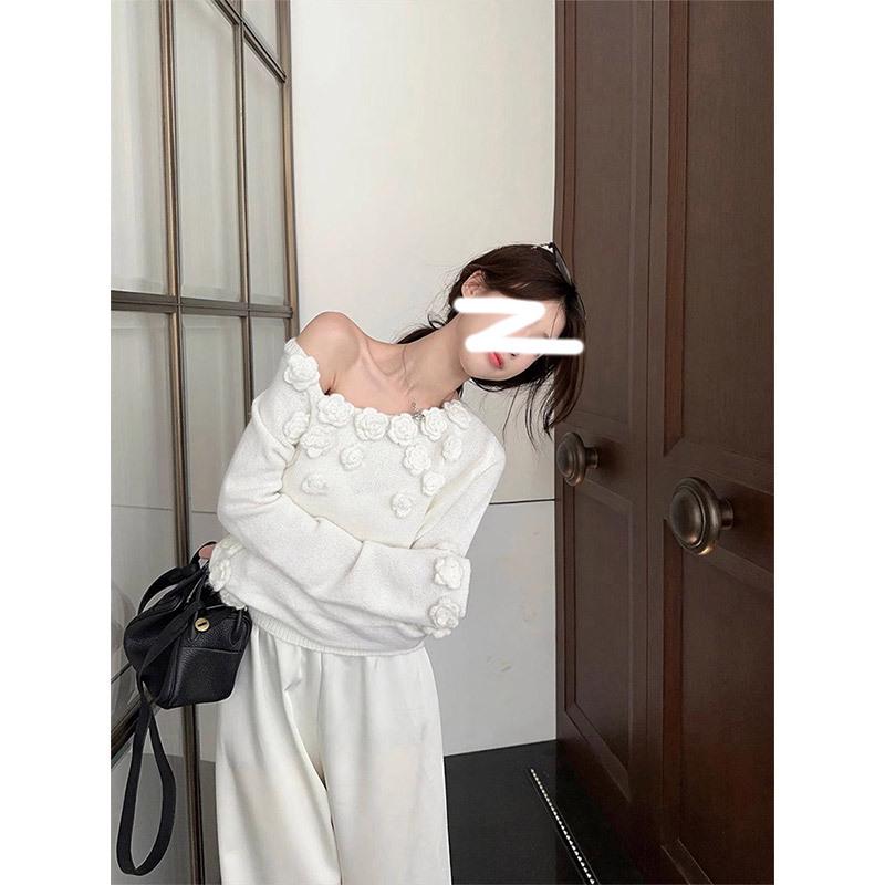 Petite Women's Retro Style Long Sleeve White Knit Sweater