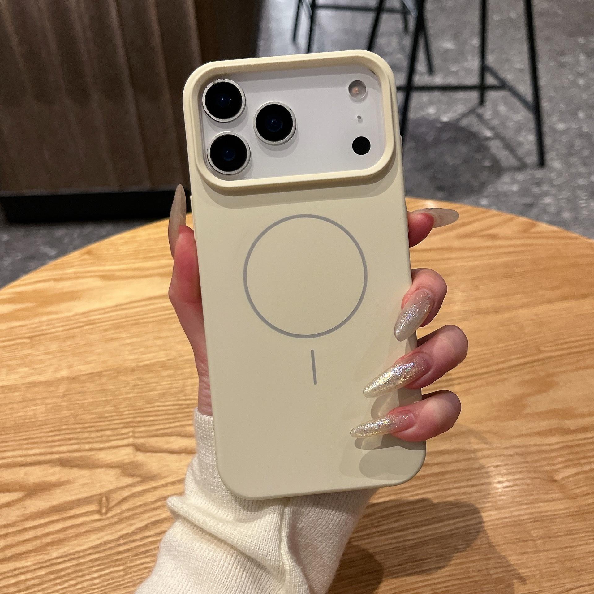 

Thin Magnetic Silicone Case with Large Hole for iPhone 14/15/16/17 Pro Max 17 Pro