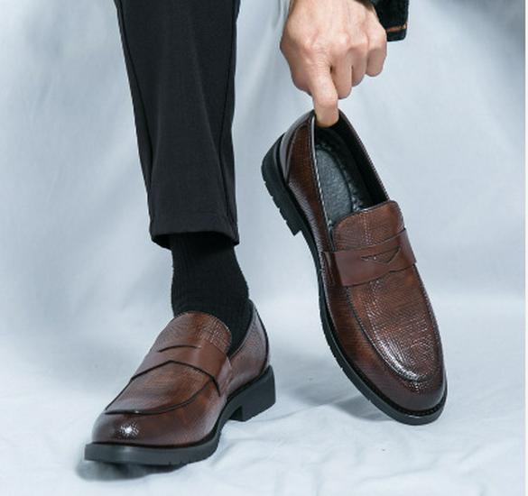 Men s Spring Brogue Tassel Loafers - Large Size Leather Slip-on Formal Shoes 38