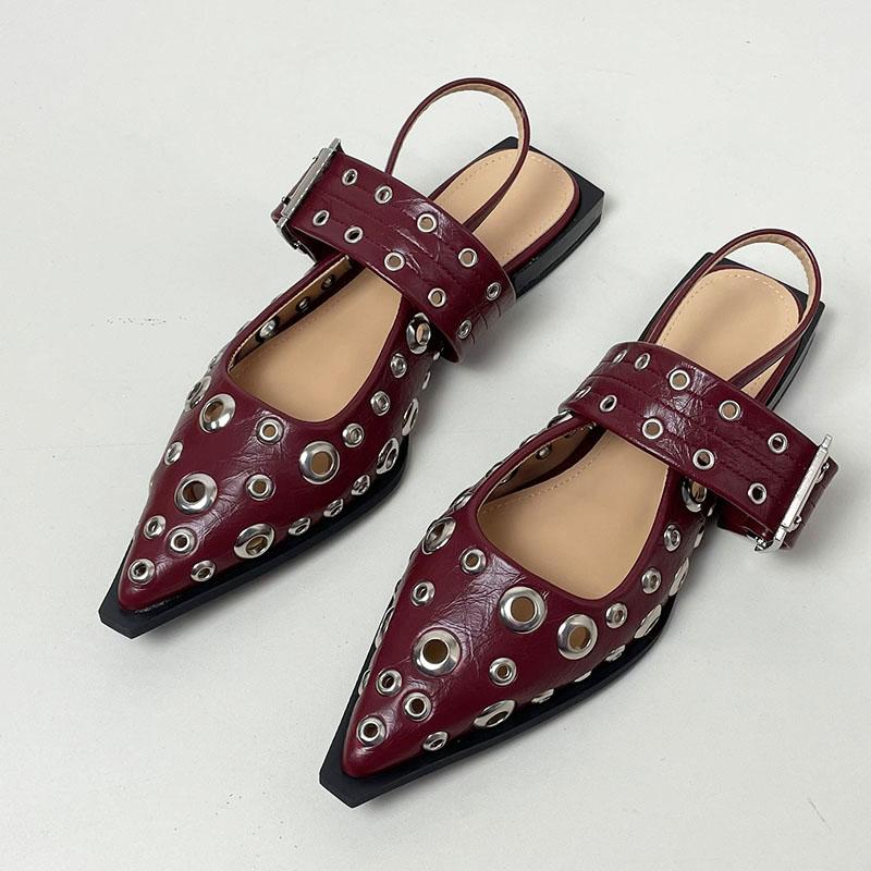 Fashion Big Size Luxury Footwear Red Women Flats Shoes Fashion Metal Buckle Female Casual Slingback Hollow Ladies Sandals Shoes Mules