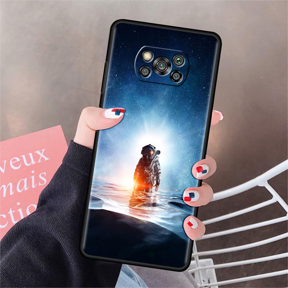Case For Xiaomi Mi Poco X3 NFC X4 Pro F3 F4 GT M4 M3 F1 C40 11 Lite 11T Soft Silicone Funda Phone Cover Cool Lonely Astronaut