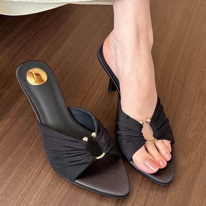 Pointed-toe Shoes Metal-buttoned Stilettos Women's Summer Sandals