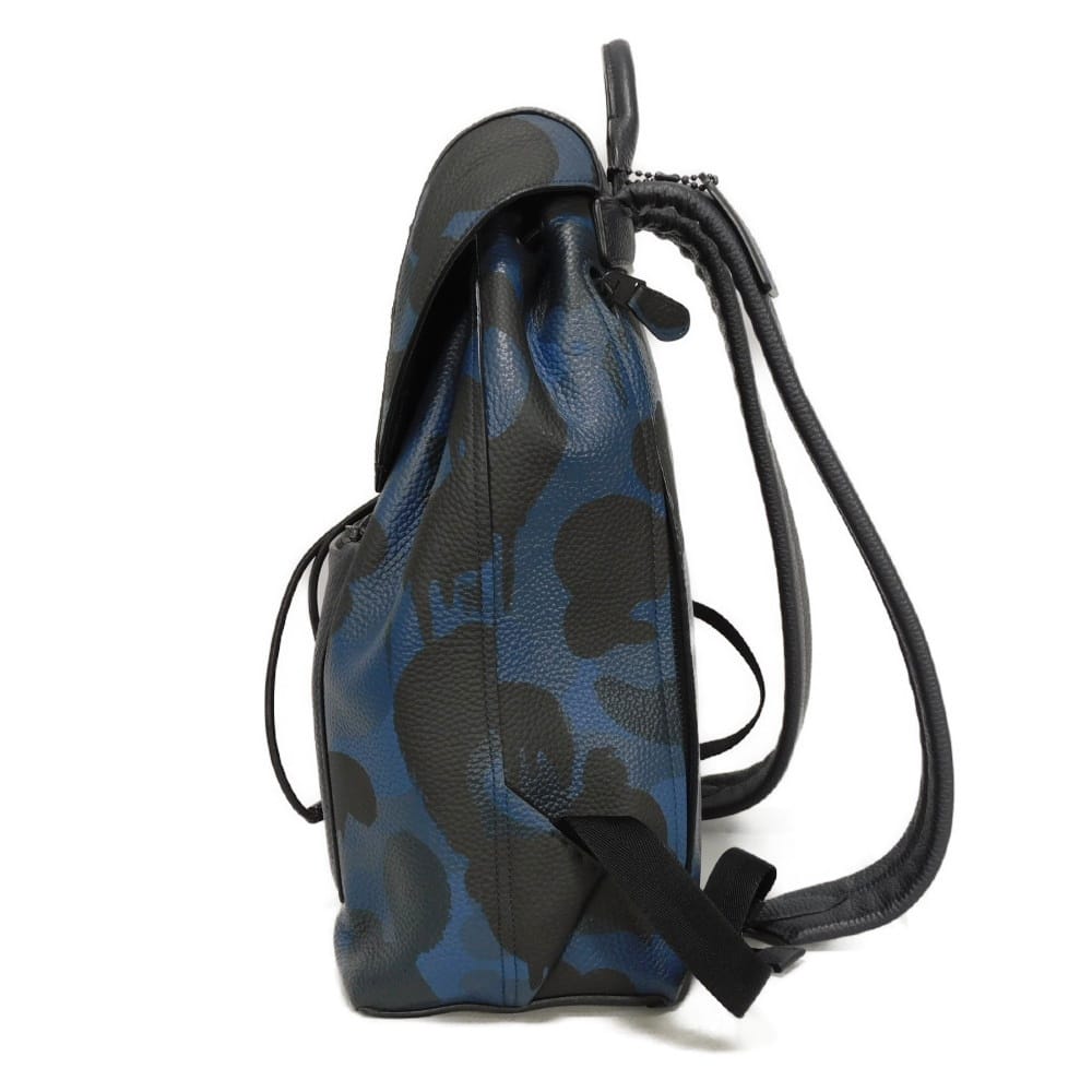 Used Manhattan Printed Daypack 9726 (72056, 7927) in Navy Camouflage with Embossed Logo Blue for Men from Japan
