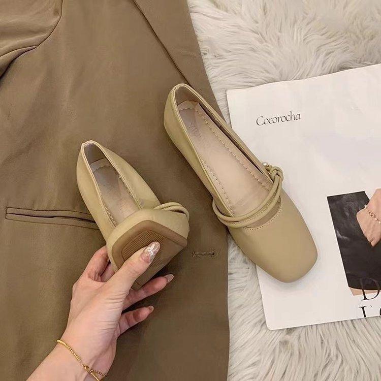 Temperament Mary Jane Fairy with Skirt Small Leather Single Shoes Girl 2025 New Spring Evening Wind Flat Granny Pouch Shoes